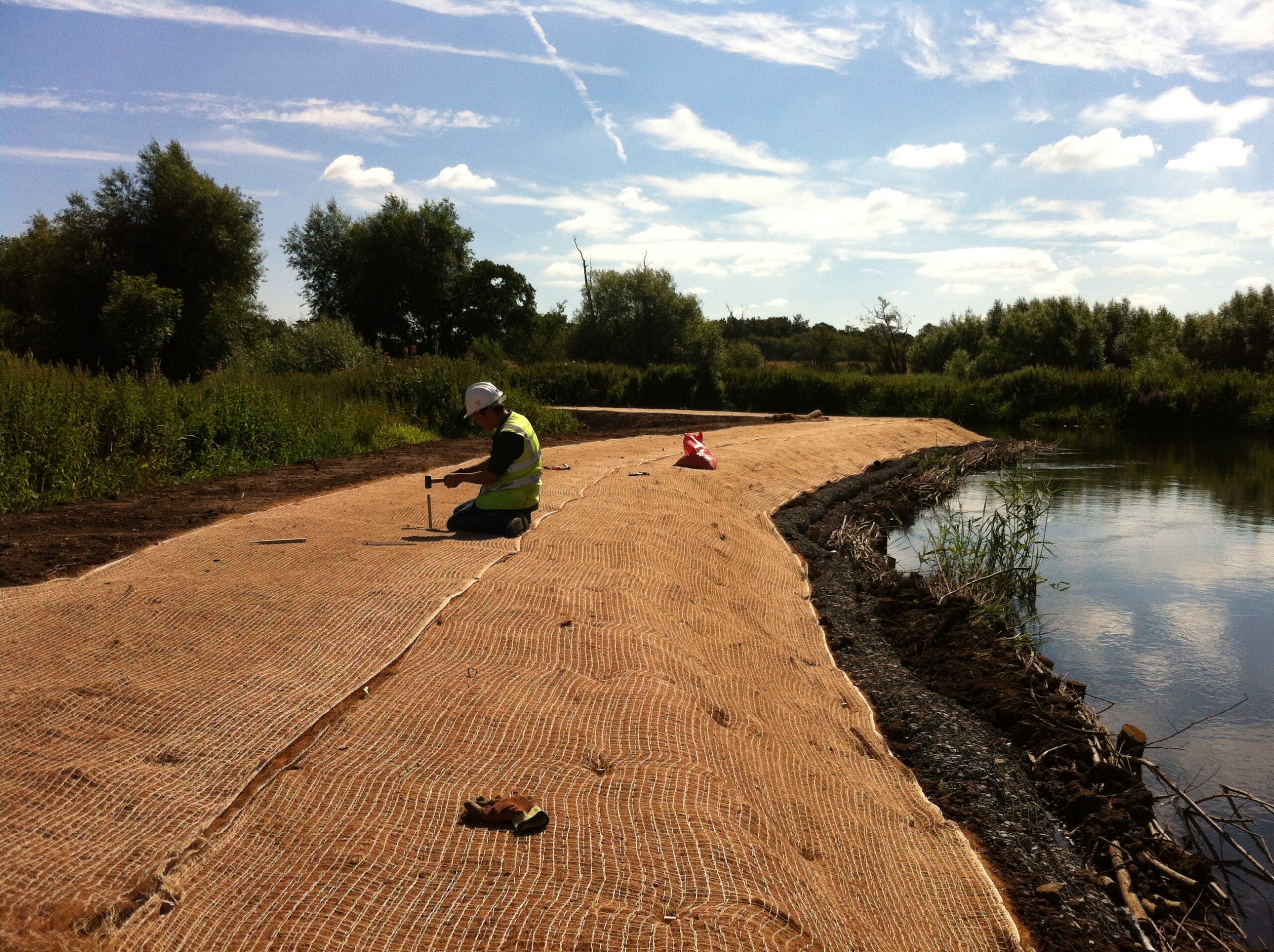Bionet C125BN laid out on bank